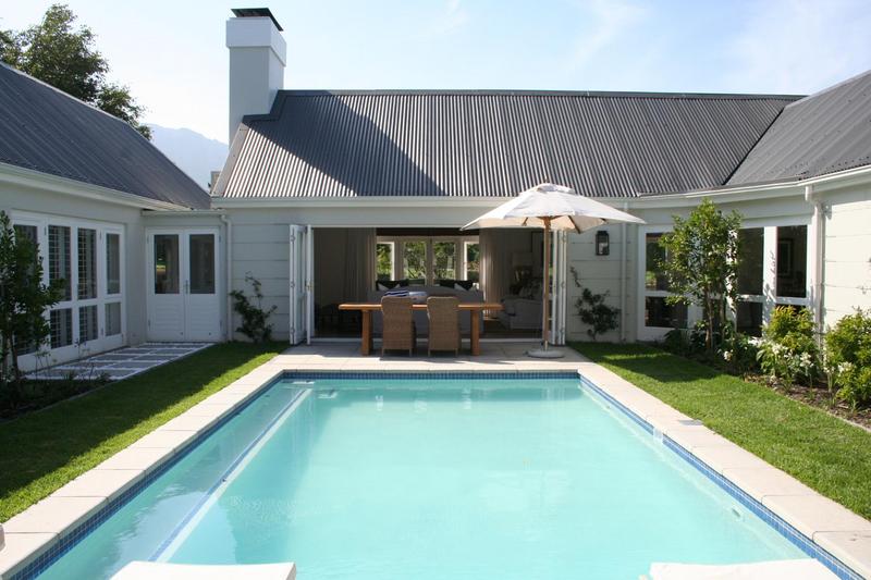 To Let 3 Bedroom Property for Rent in Steenberg Estate Western Cape